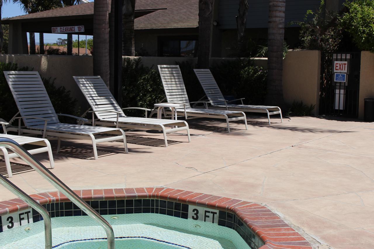 O'Cairns Inn And Suites Lompoc ภายนอก รูปภาพ