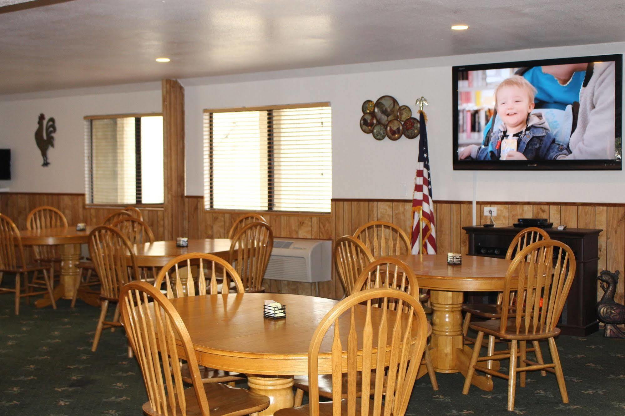 O'Cairns Inn And Suites Lompoc ภายนอก รูปภาพ